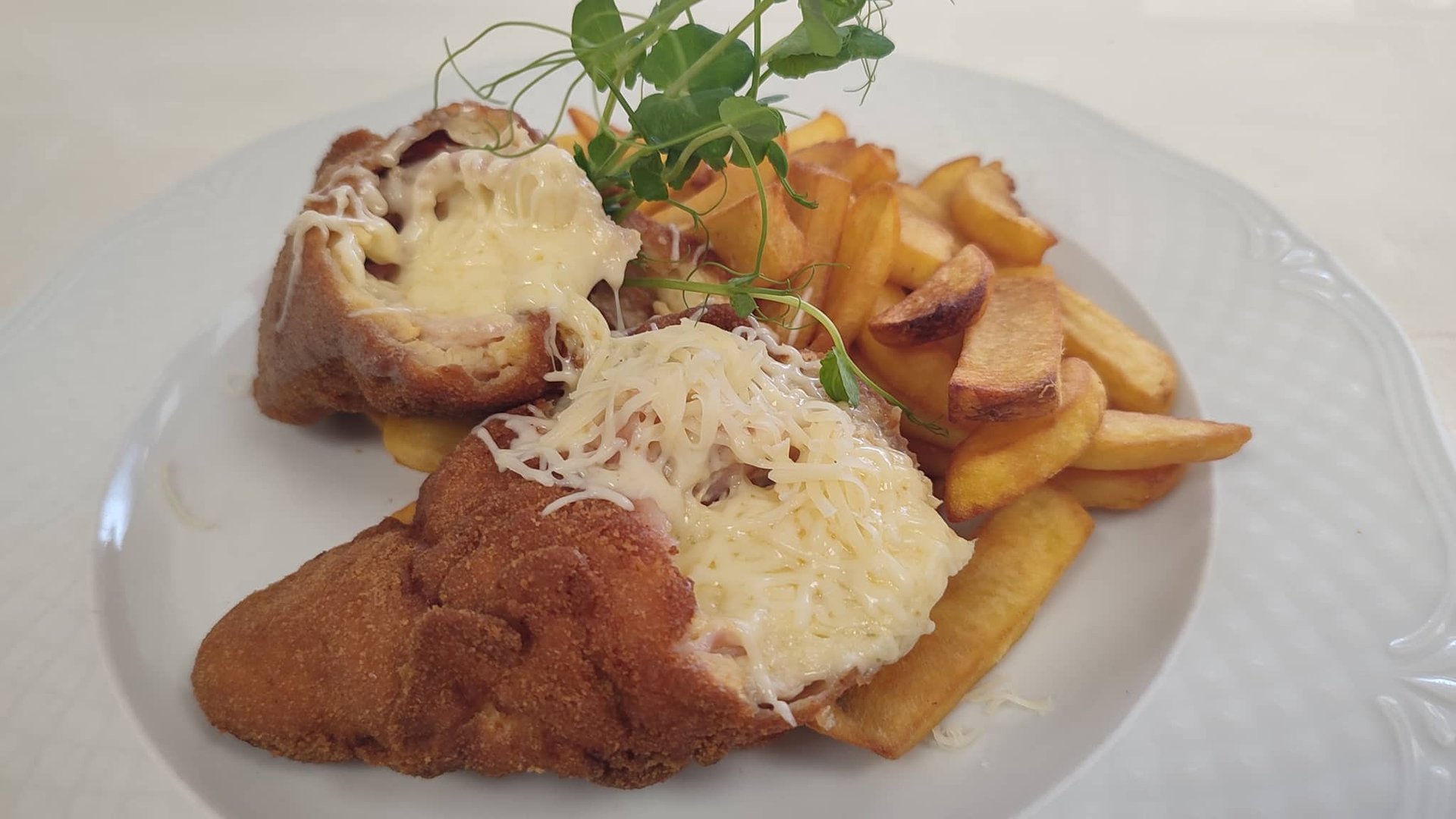 CSIRKEMELL GORDON HASÁB