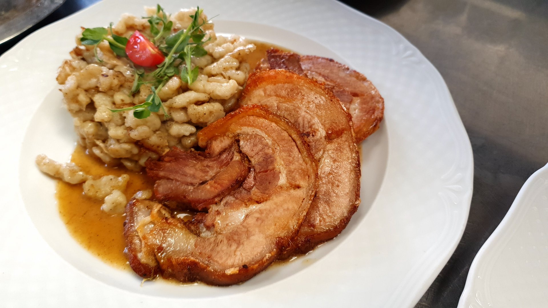 Bőrös császárhús káposztás sztrapacska